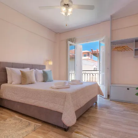 Apartmanhotel Omorfi Poli