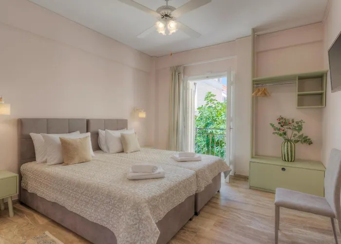 Lejlighedshotel Omorfi Poli